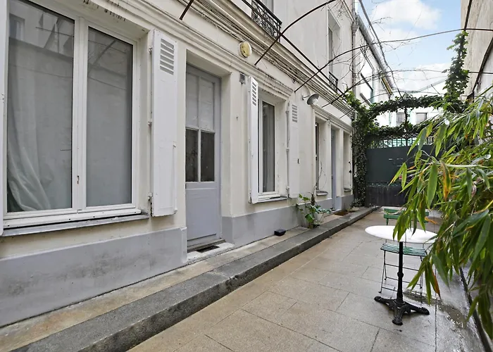 A Sweet Studio in Montparnasse - Boulevard du Montparnasse Paris
